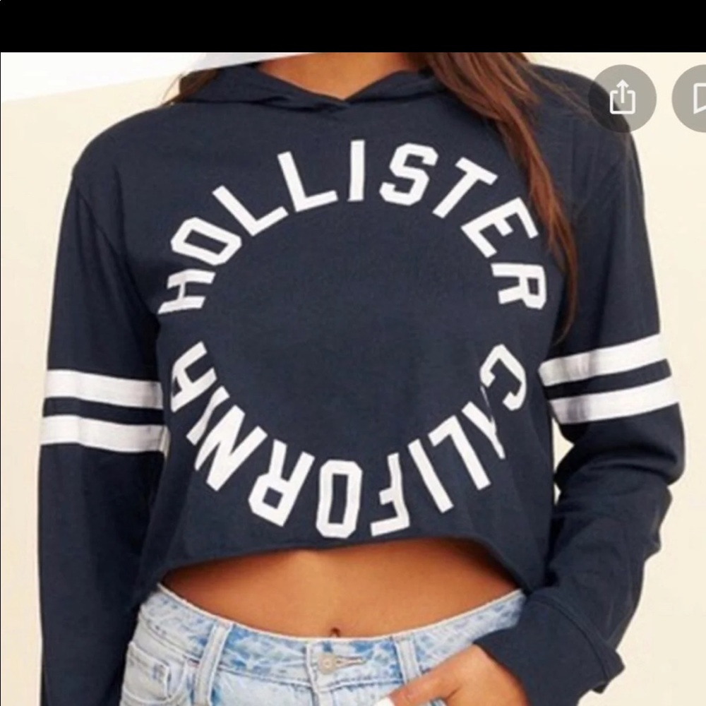 Hollister Navy Hooded Graphic Crop Tee